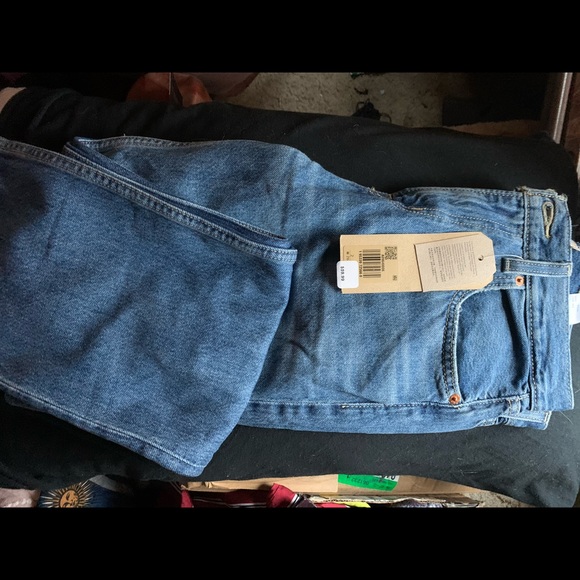 Brand new with tags Levi’s 501 distressed jeans - Picture 5 of 6